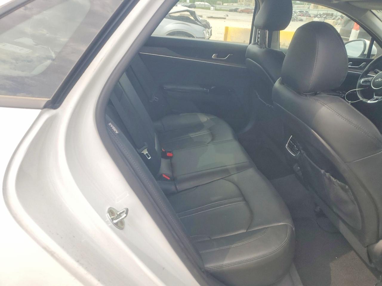 Kia K5 Ex
