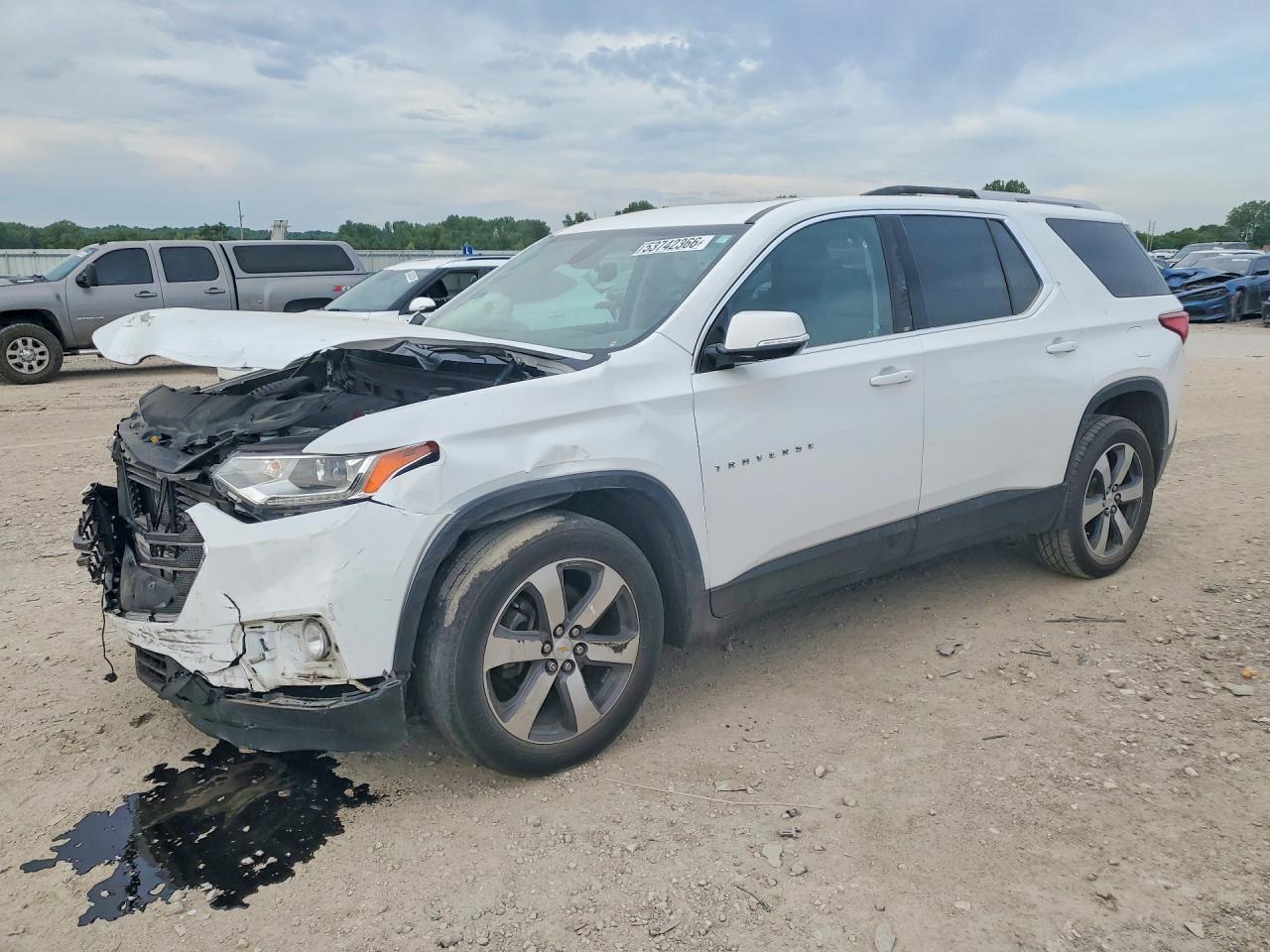 Salvage Chevrolet Traverse Image