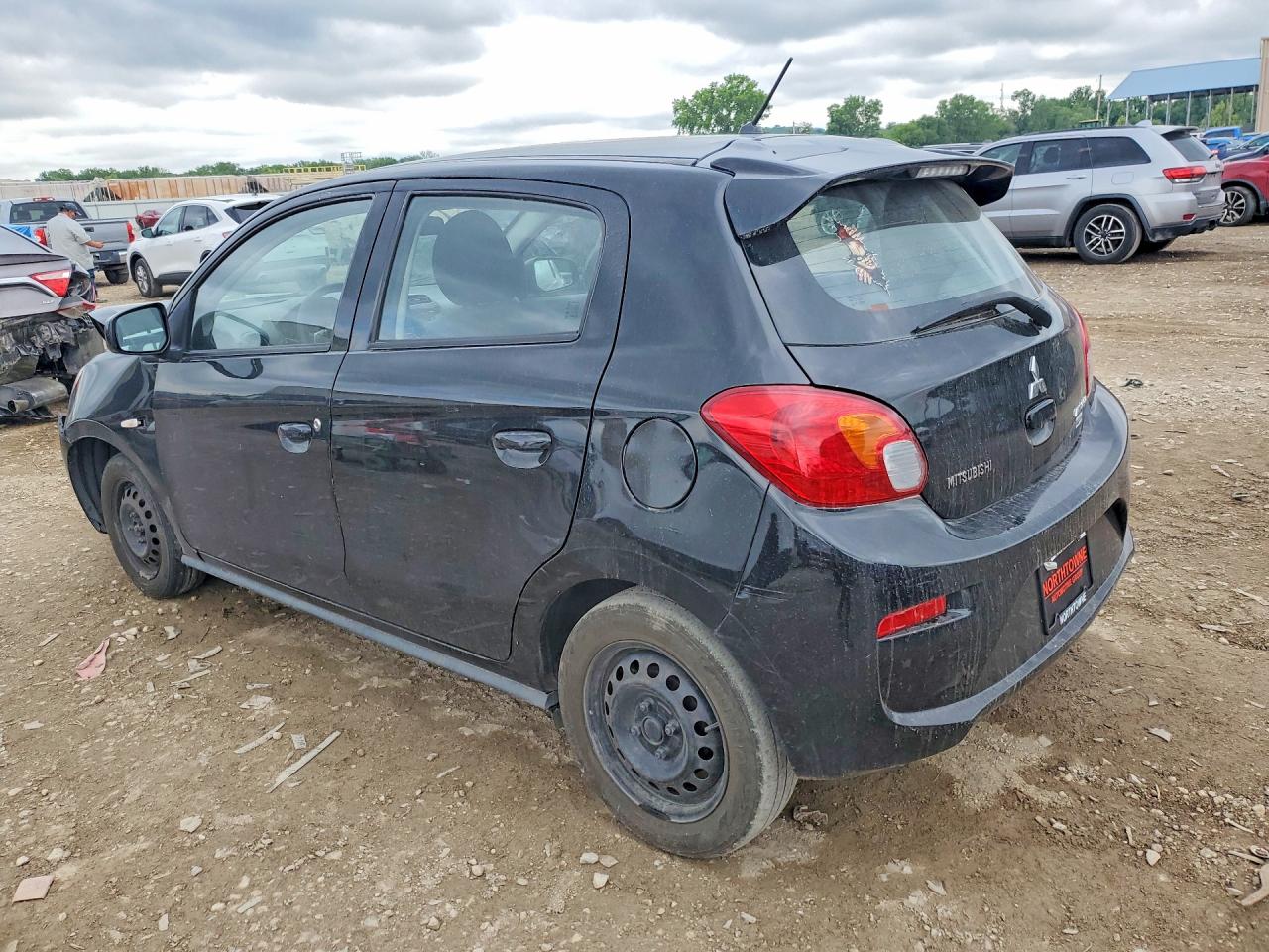 Mitsubishi Mirage Es