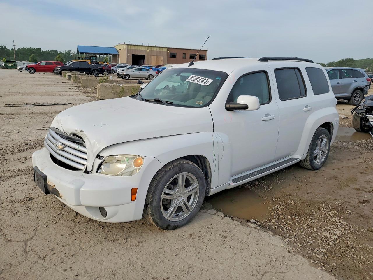 Salvage Chevrolet HHR Image