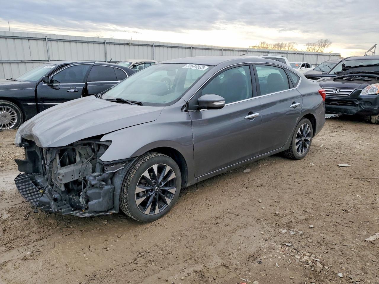 Salvage Nissan Sentra Image