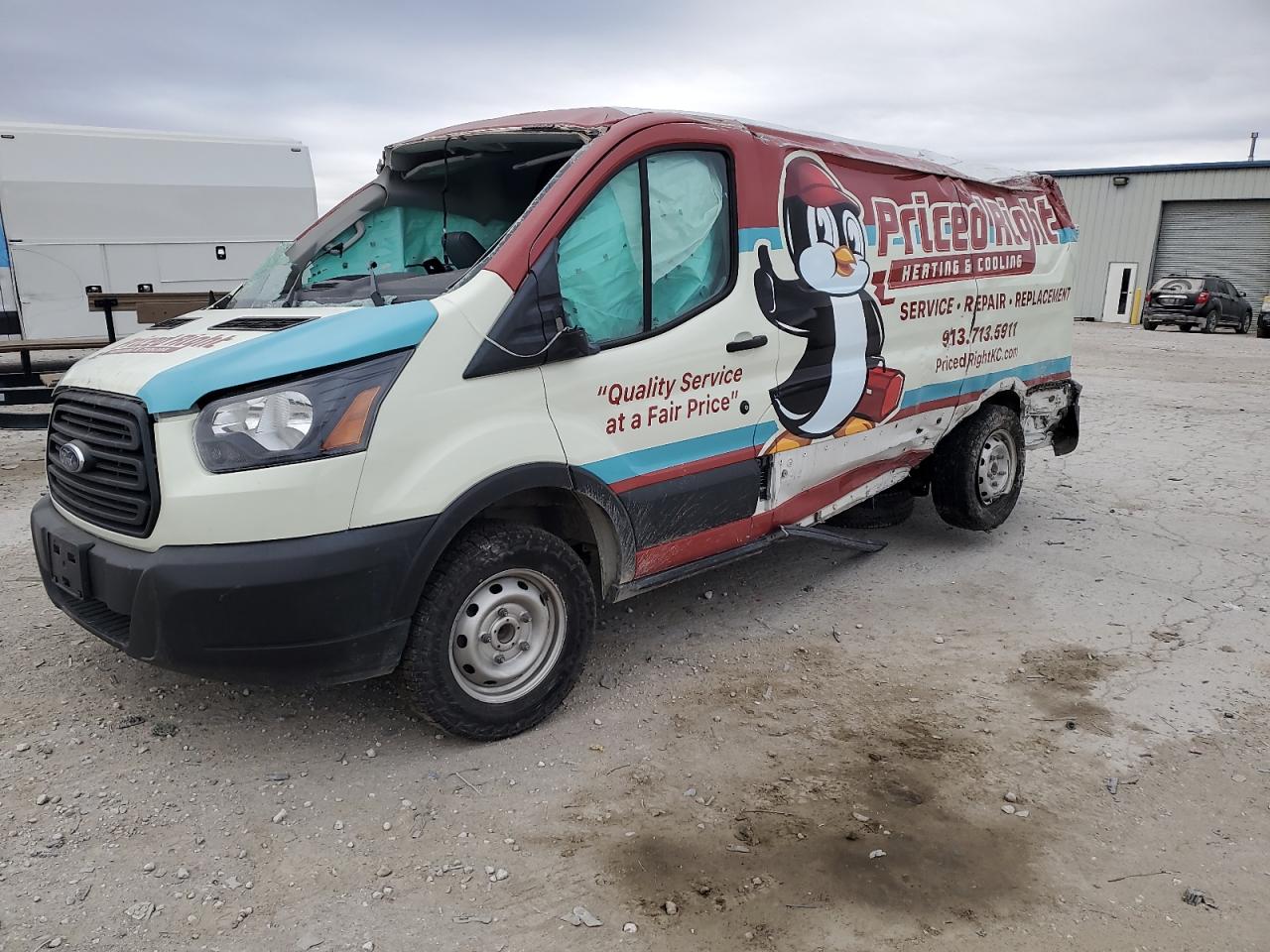 Salvage Ford Transit Image