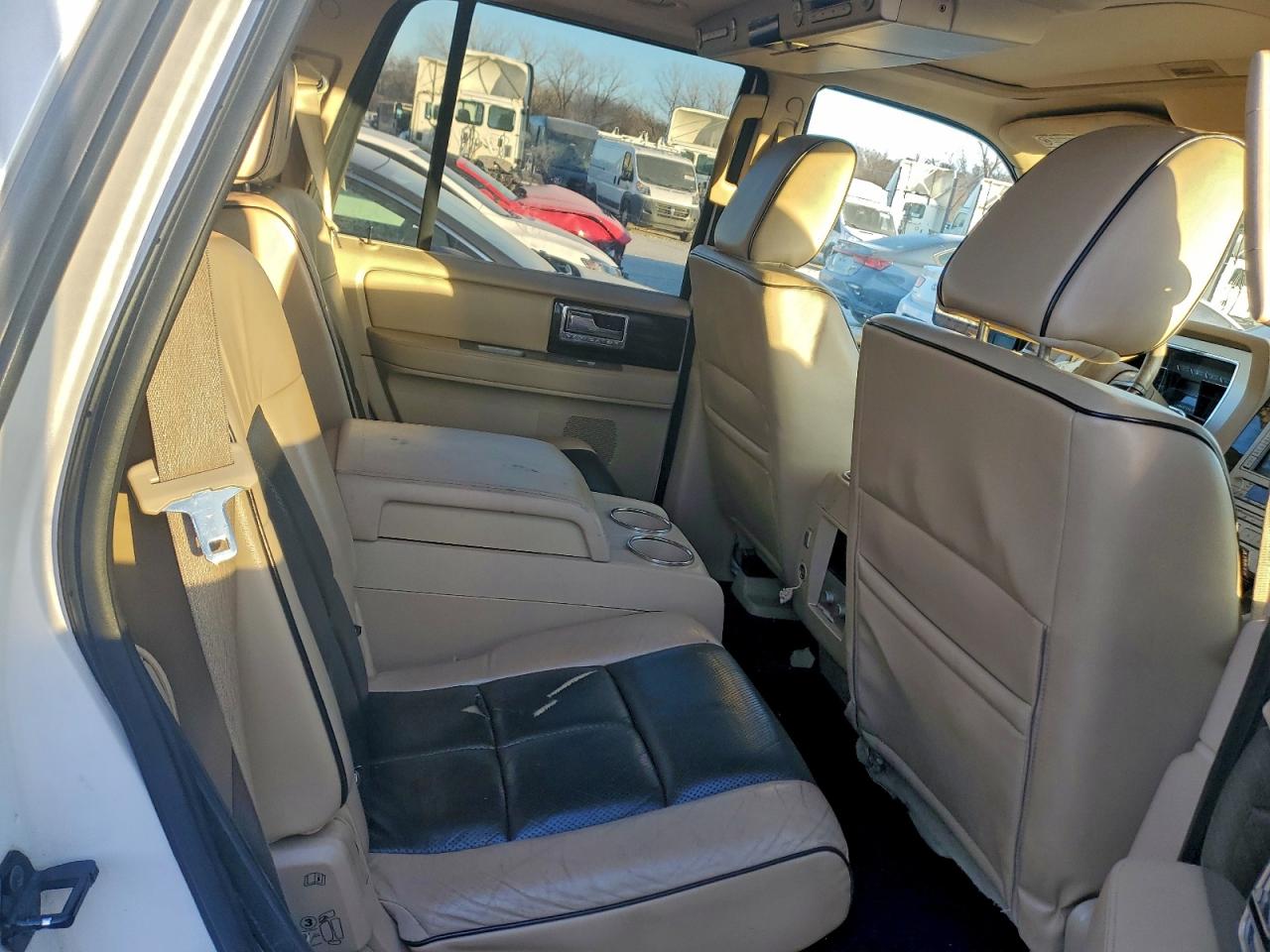 Lincoln Navigator