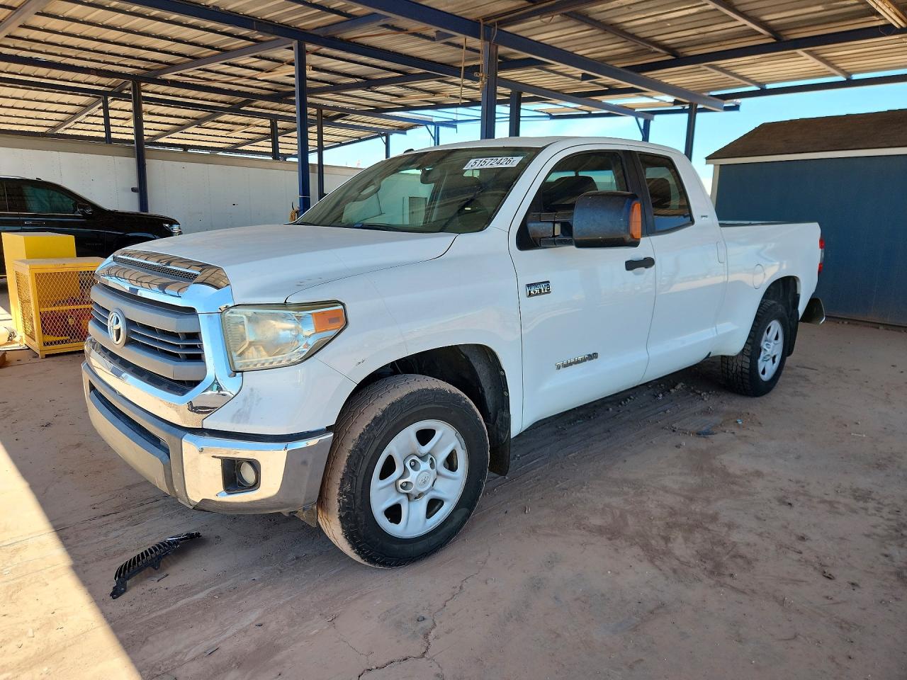 Salvage Toyota Tundra Image