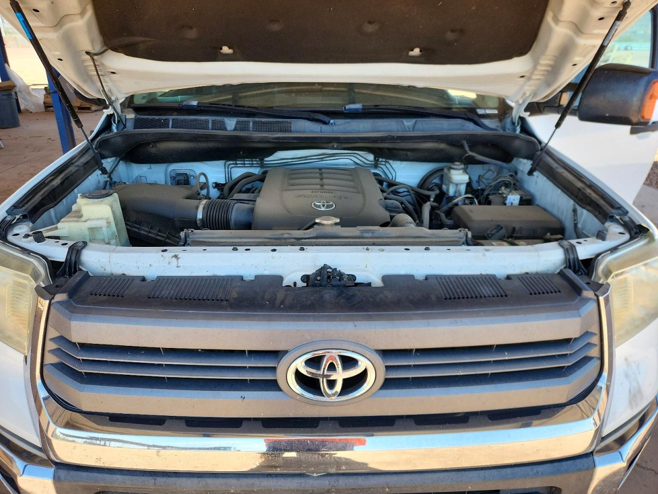 Toyota Tundra Sr5