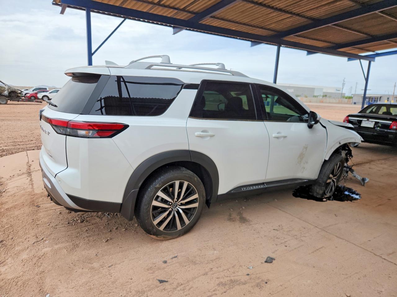 Nissan Pathfinder Platinum