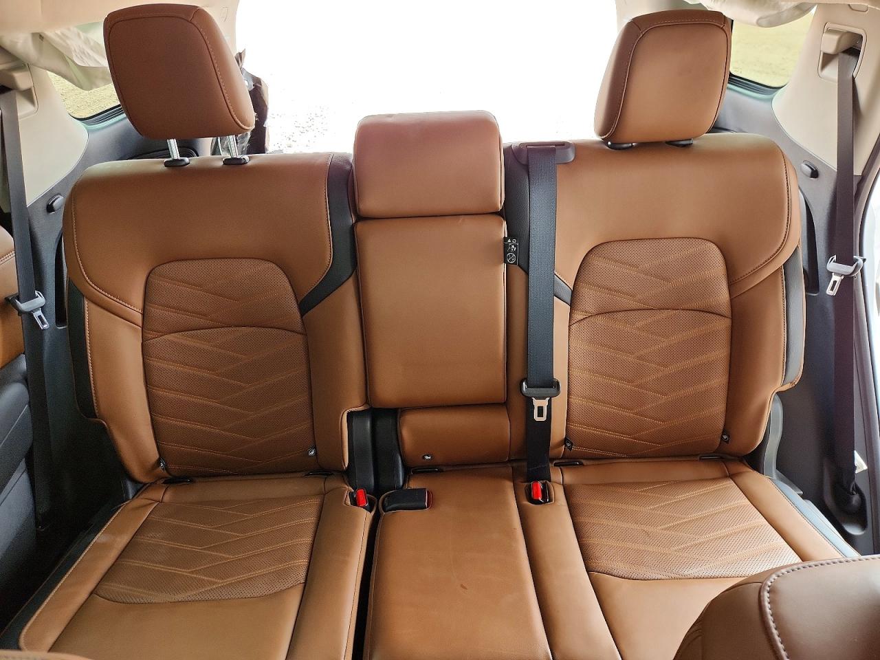 Nissan Pathfinder Platinum