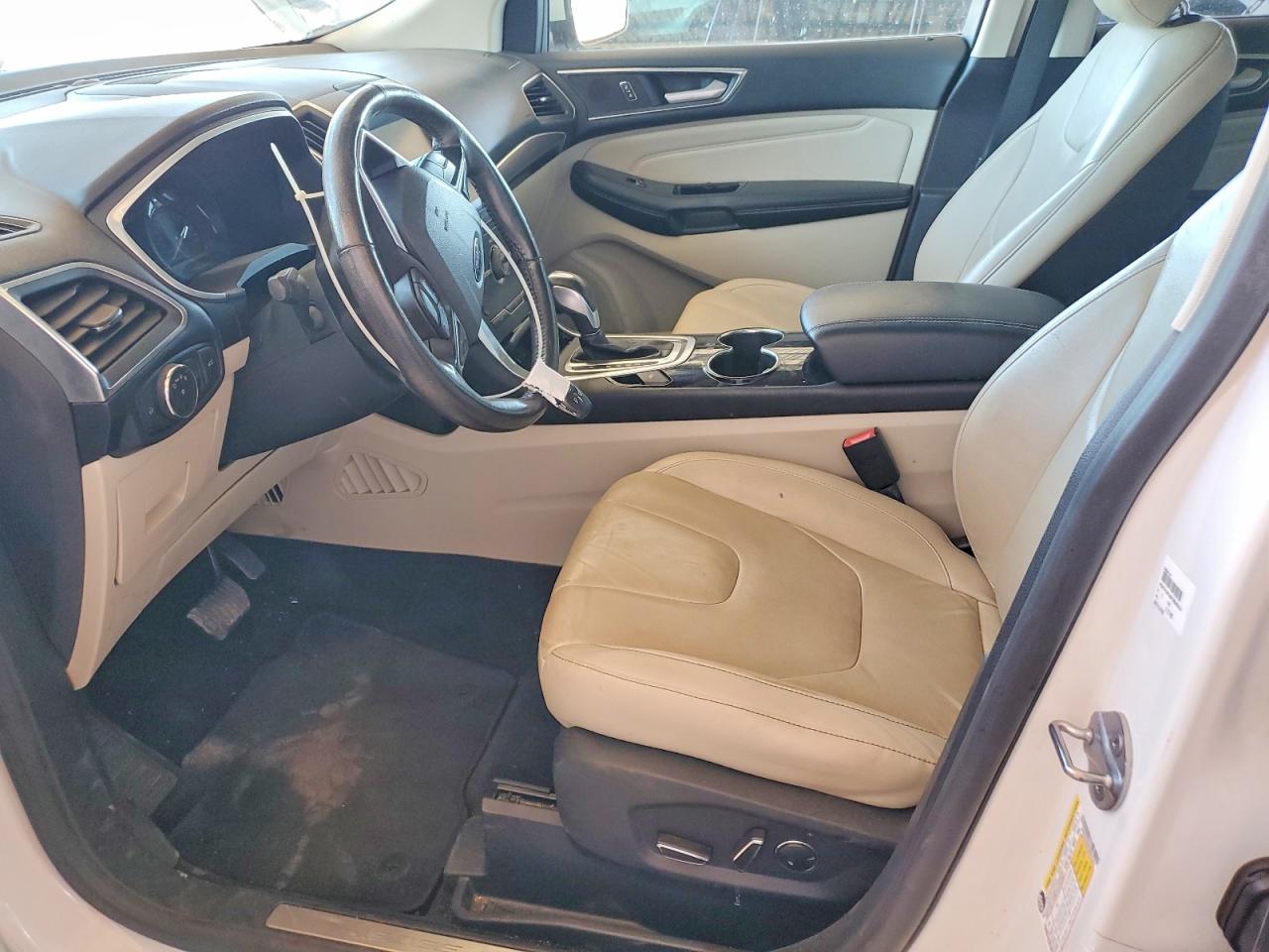 Ford Edge Titanium
