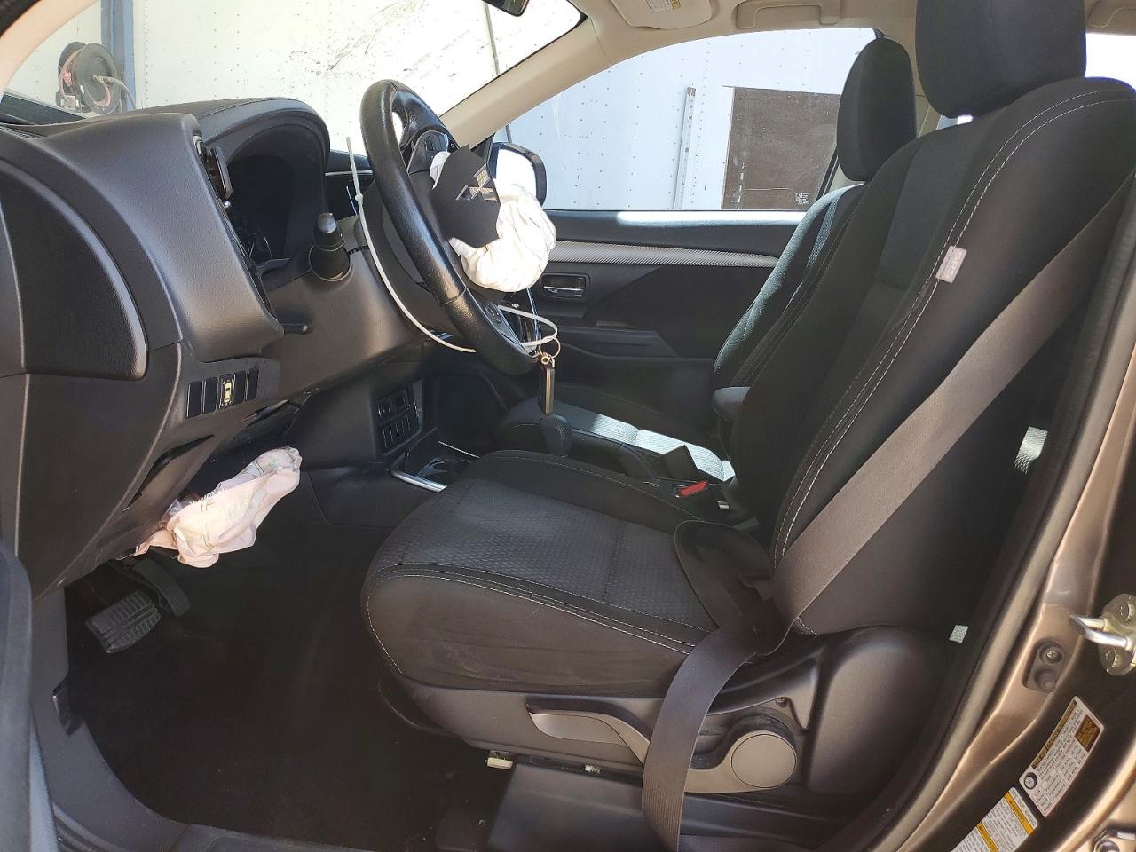 Mitsubishi Outlander Se