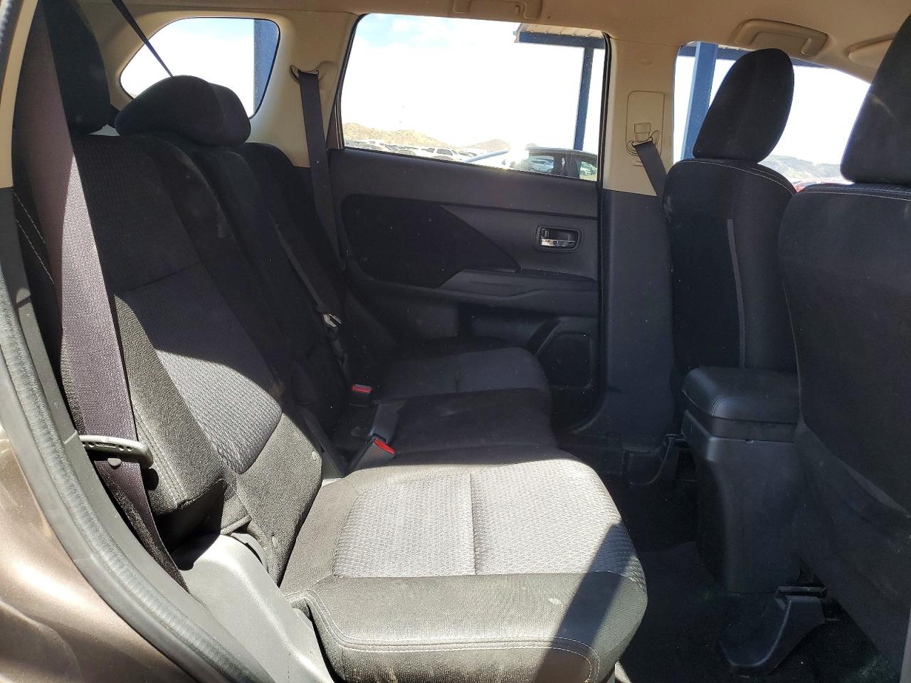 Mitsubishi Outlander Se