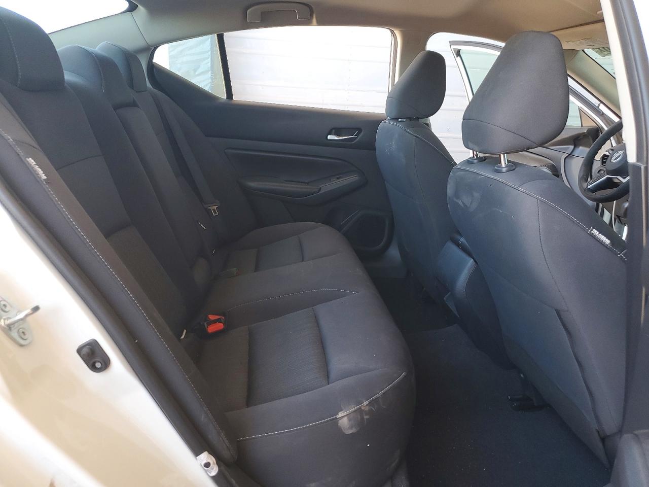 Nissan Altima S