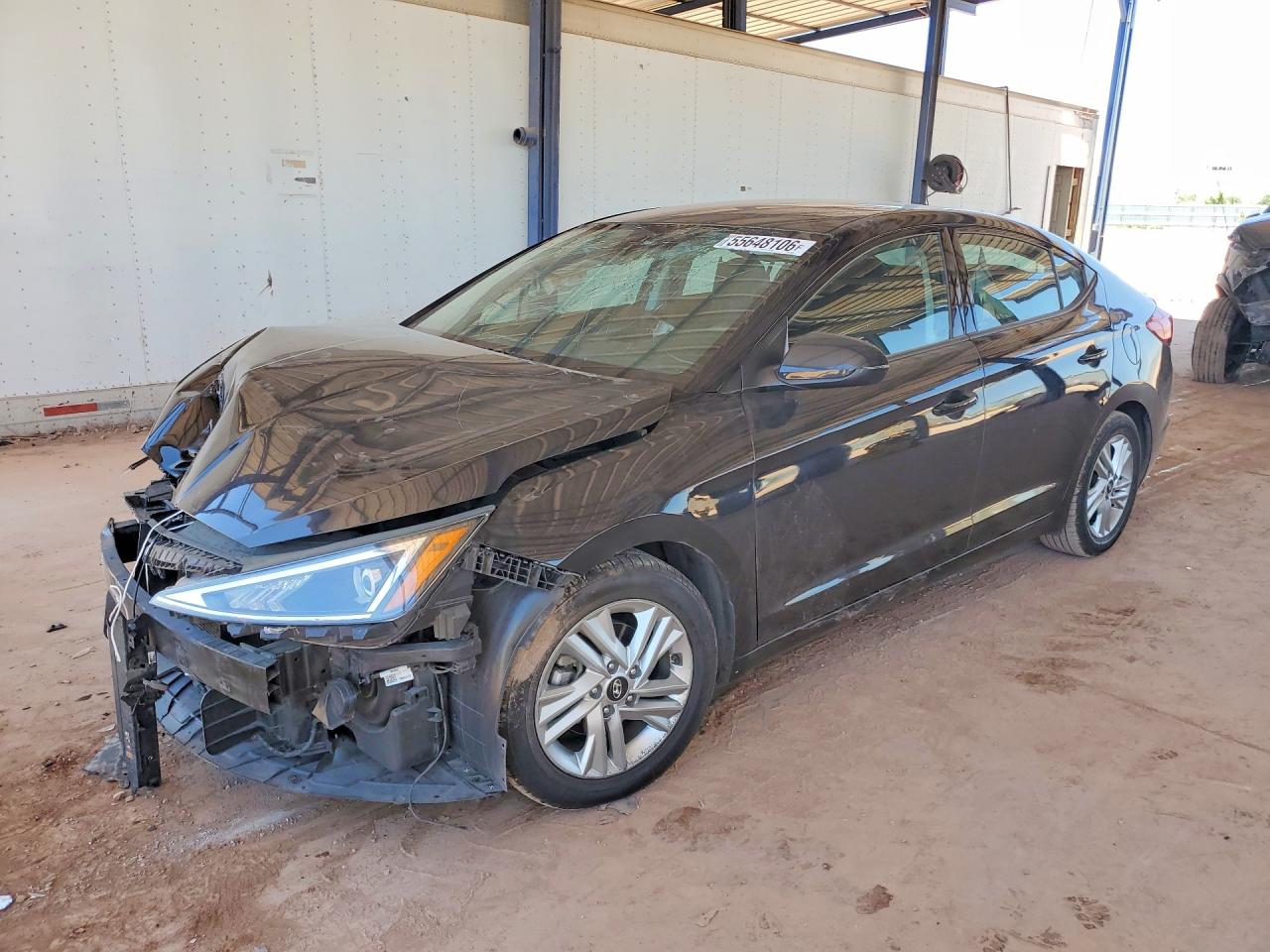 Salvage Hyundai ELANTRA Image