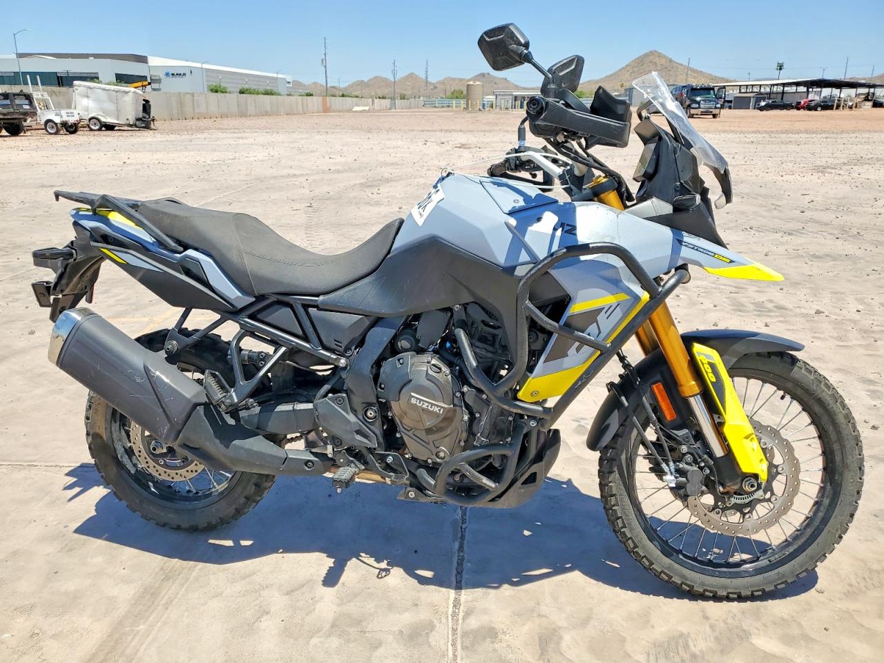 Salvage Suzuki Dl800de Image