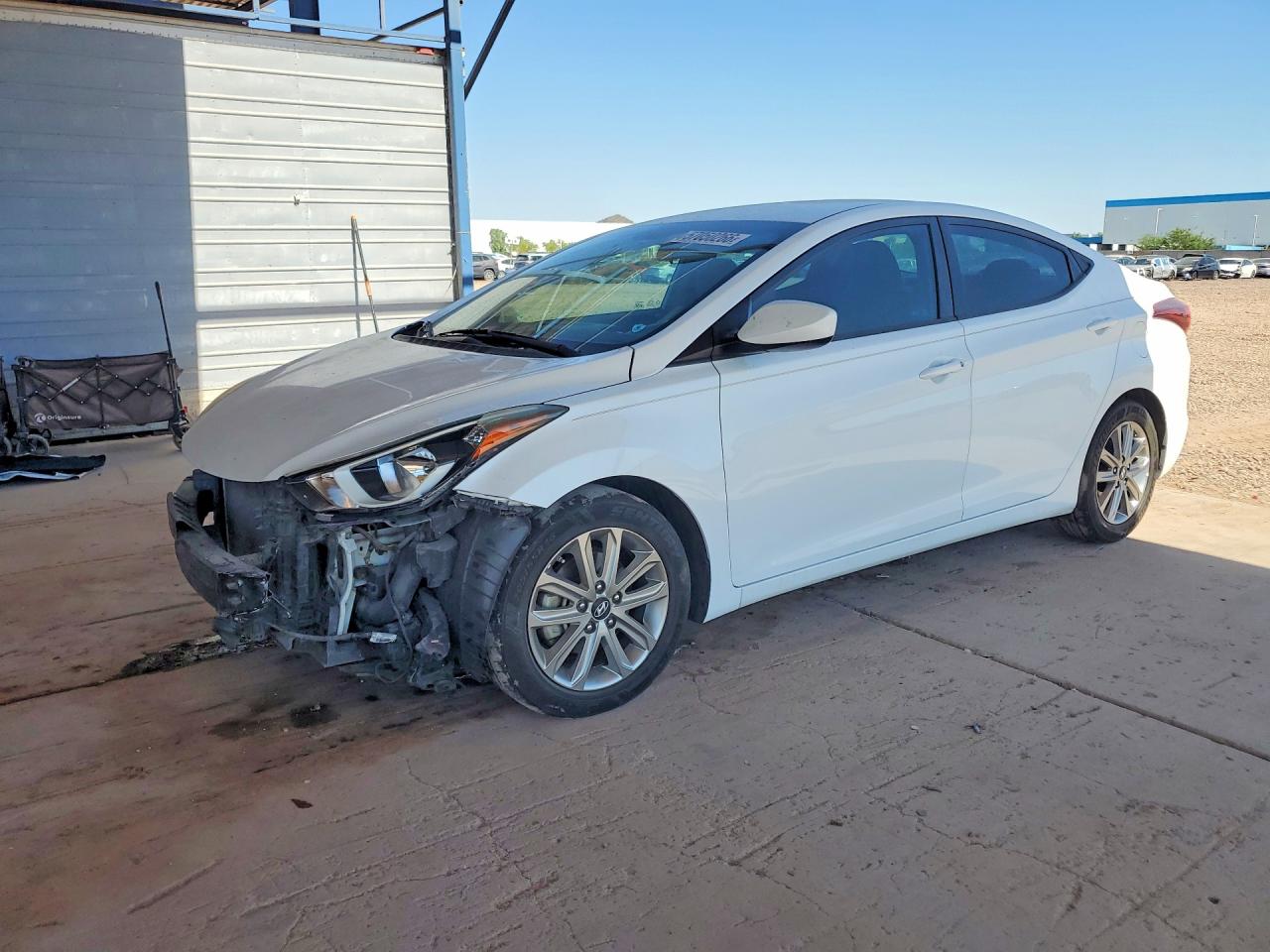 Salvage Hyundai ELANTRA Image