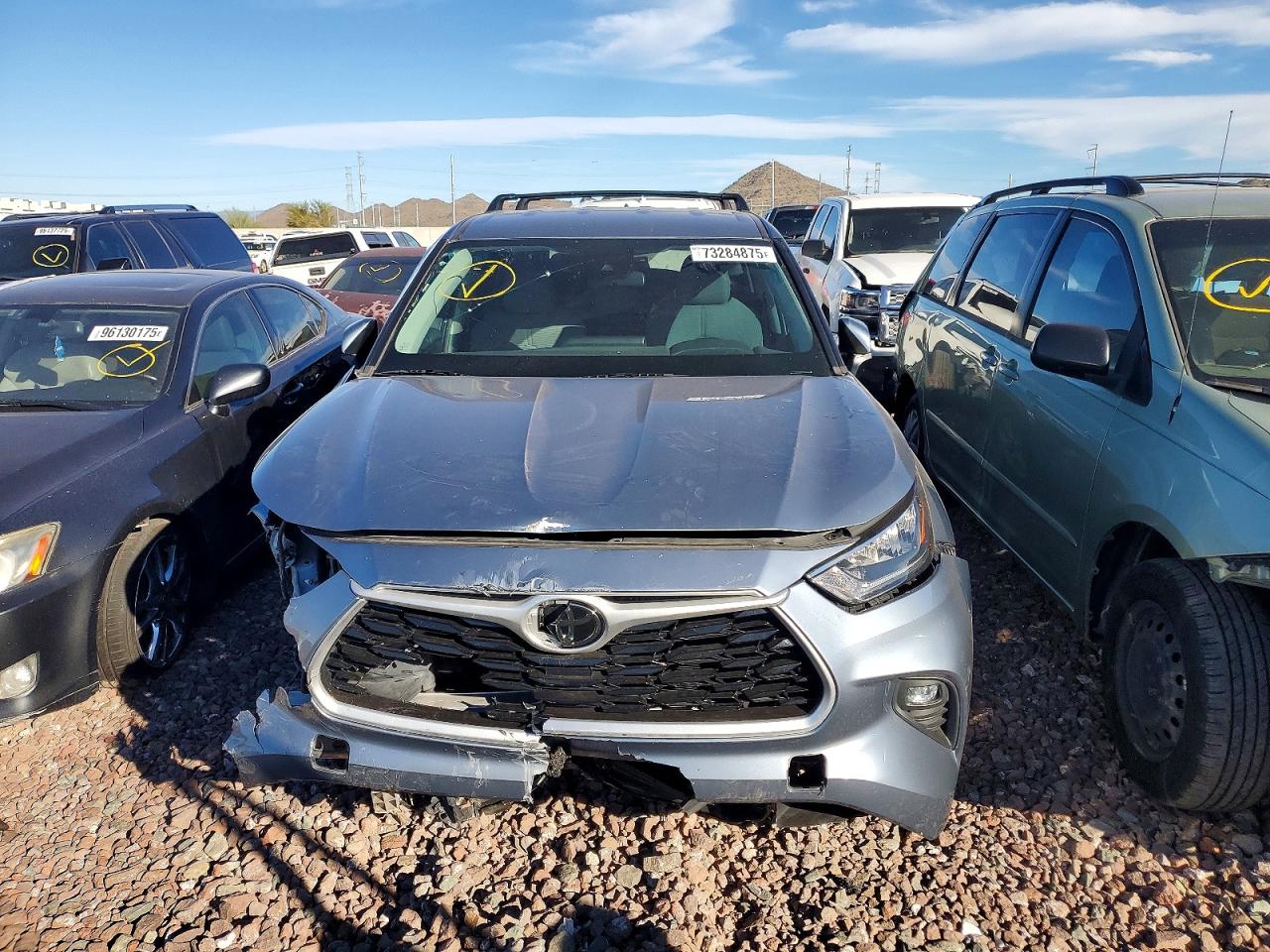 Toyota Highlander L