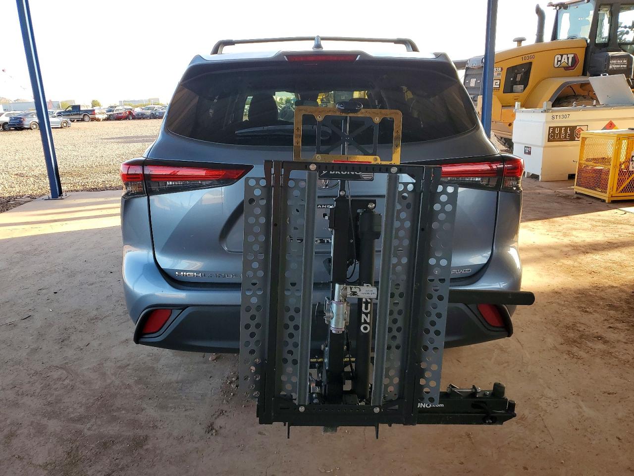 Toyota Highlander L