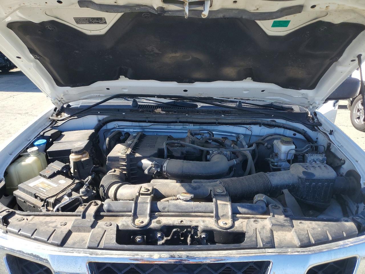 Nissan Frontier S