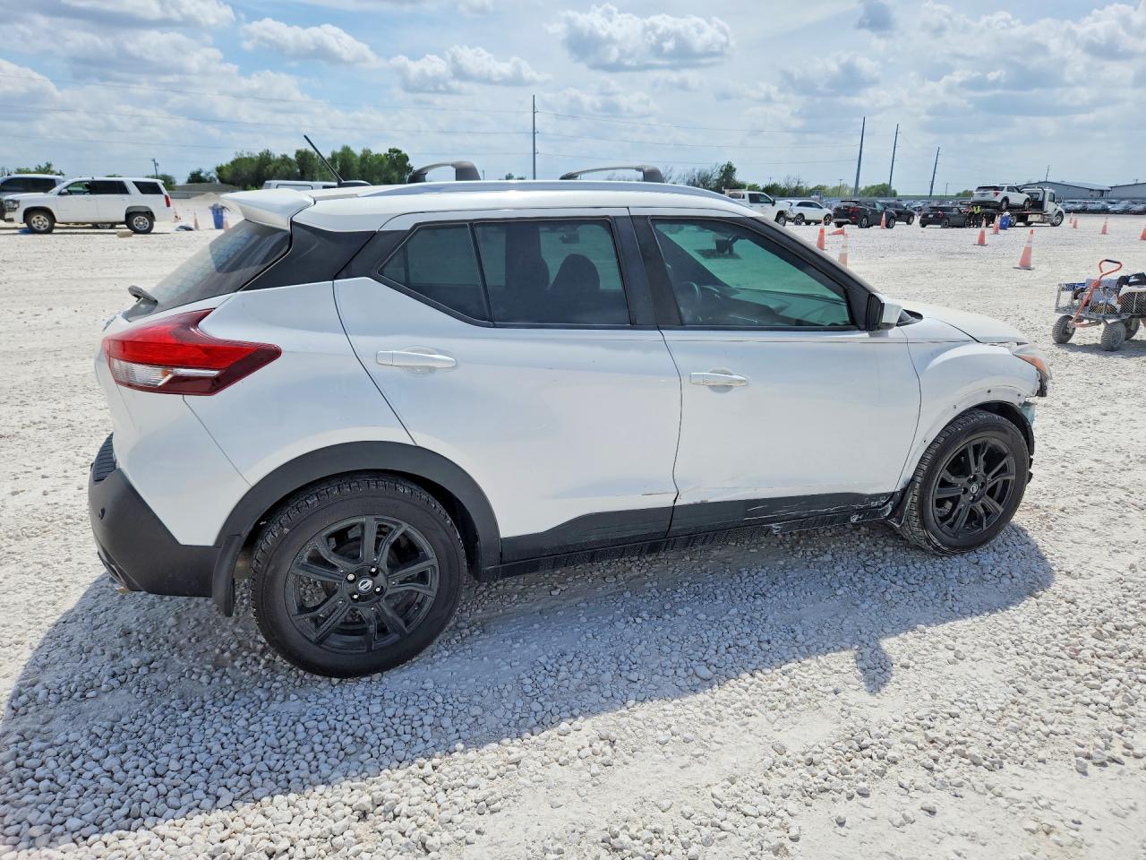 Nissan Kicks Sv