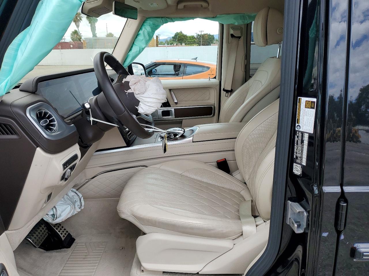 Mercedes-Benz G-Class 550