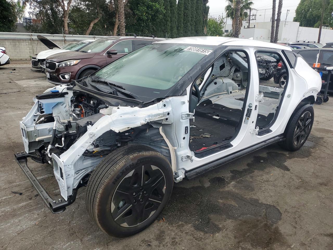 Salvage Kia EV6 Image