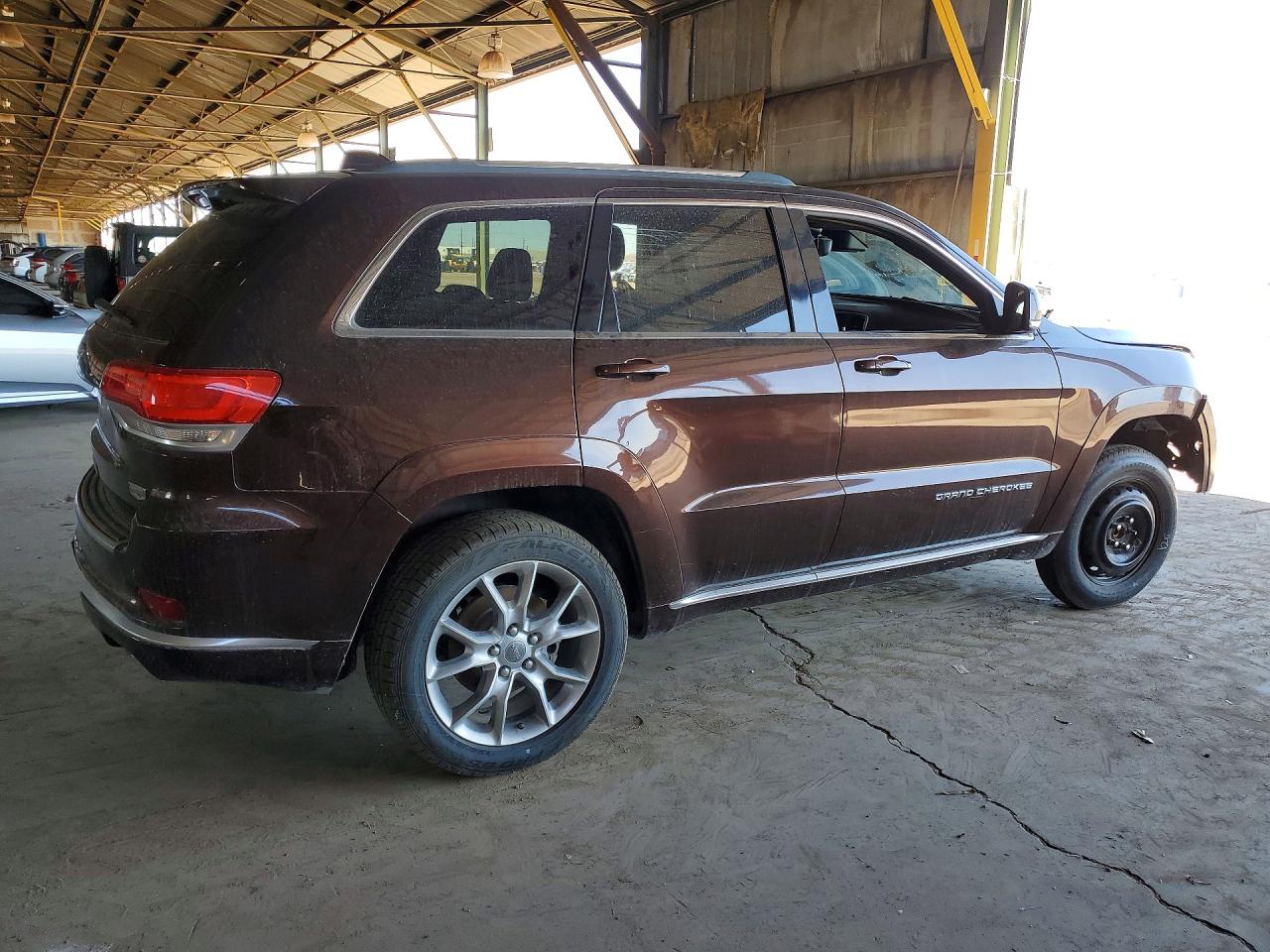 Jeep Cherokee Summit