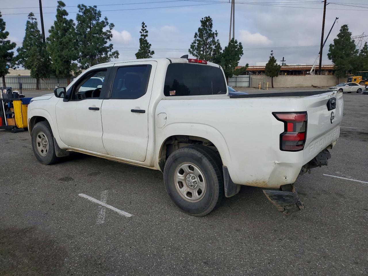Nissan Frontier S