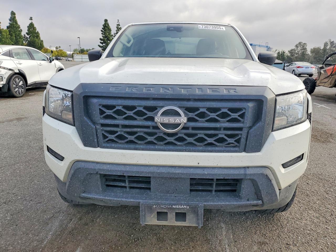 Nissan Frontier S