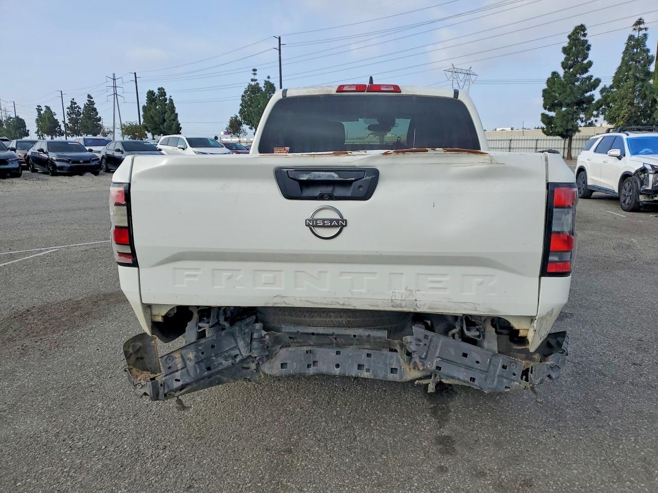 Nissan Frontier S