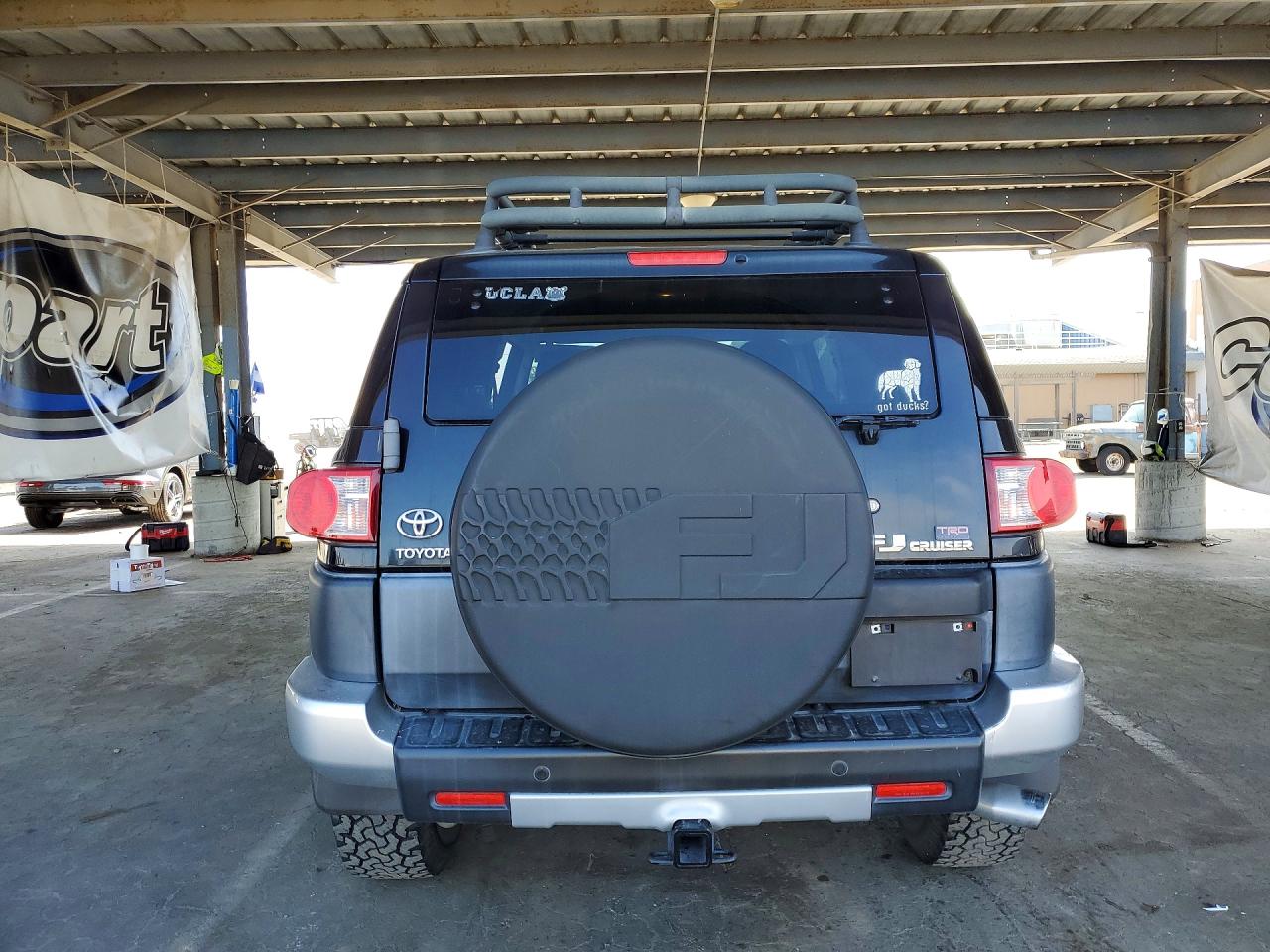 Toyota FJ Cruiser Base