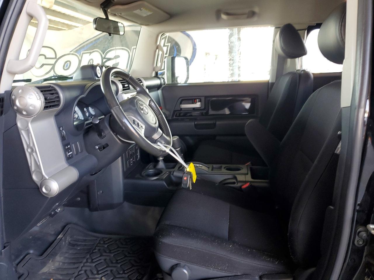 Toyota FJ Cruiser Base