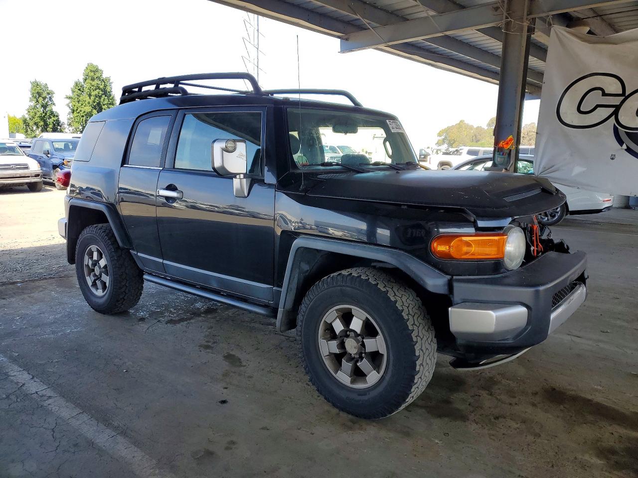 Toyota FJ Cruiser Base