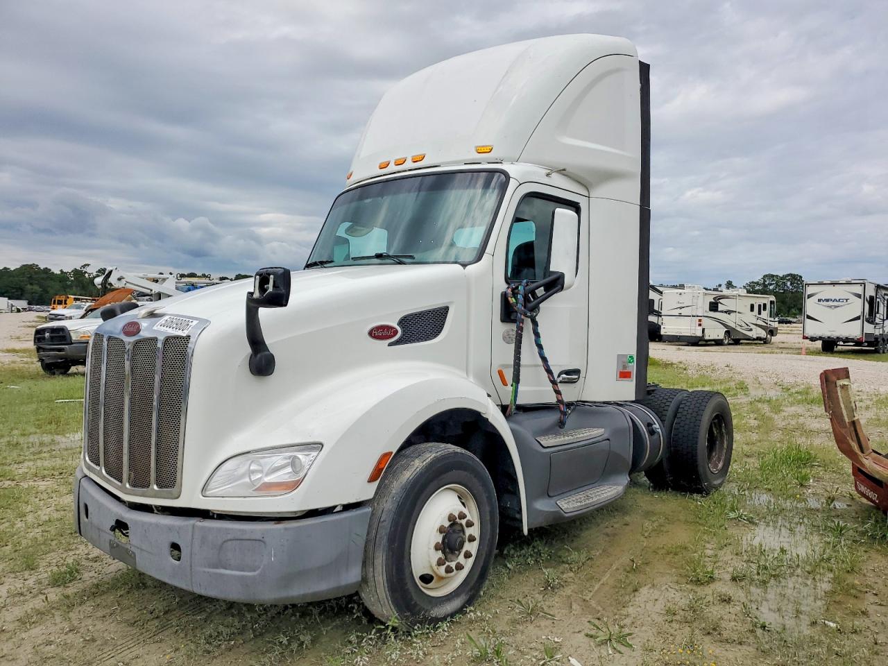 Peterbilt 579