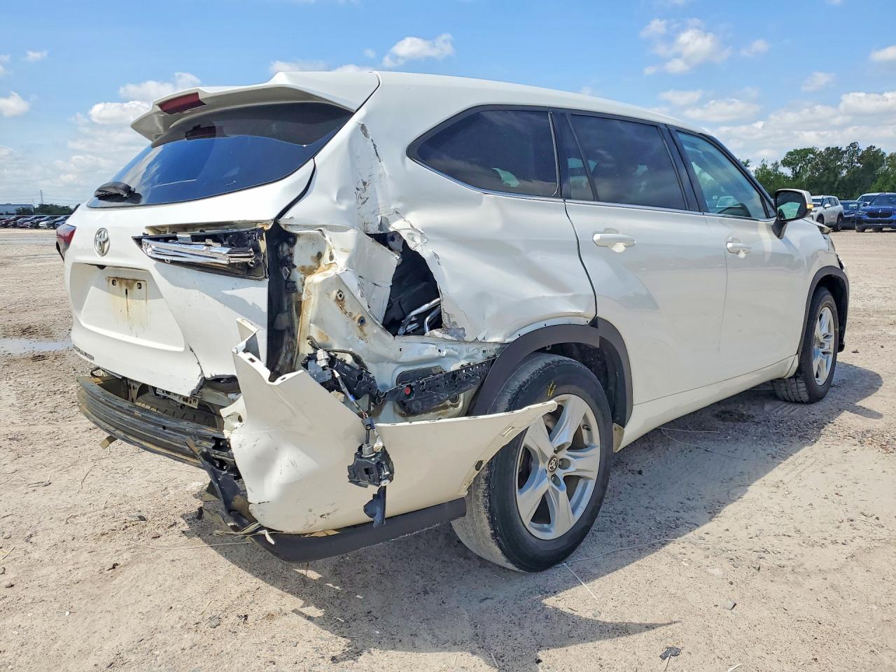 Toyota Highlander L