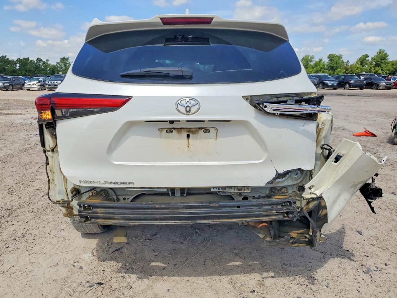 Toyota Highlander L