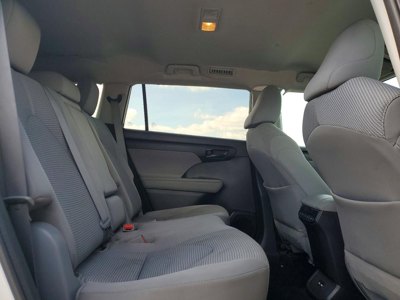 Toyota Highlander L