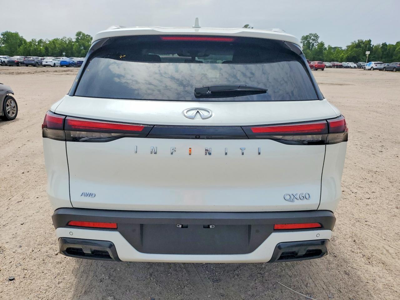 INFINITI Qx Luxe