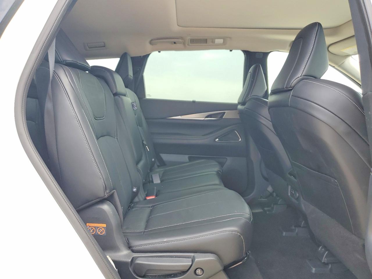 INFINITI Qx Luxe