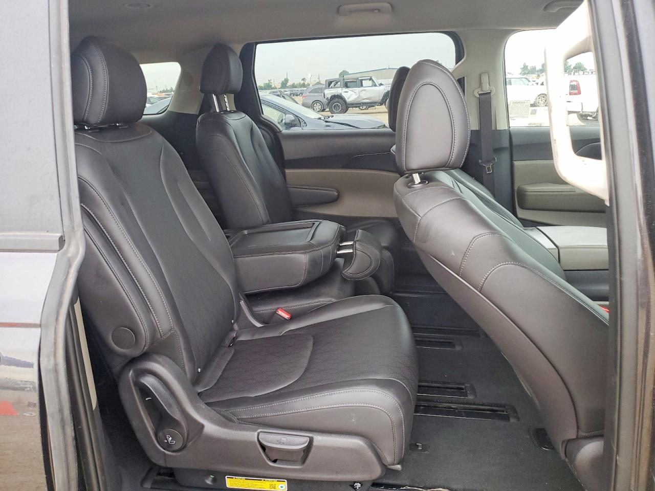 Kia Carnival Lxs