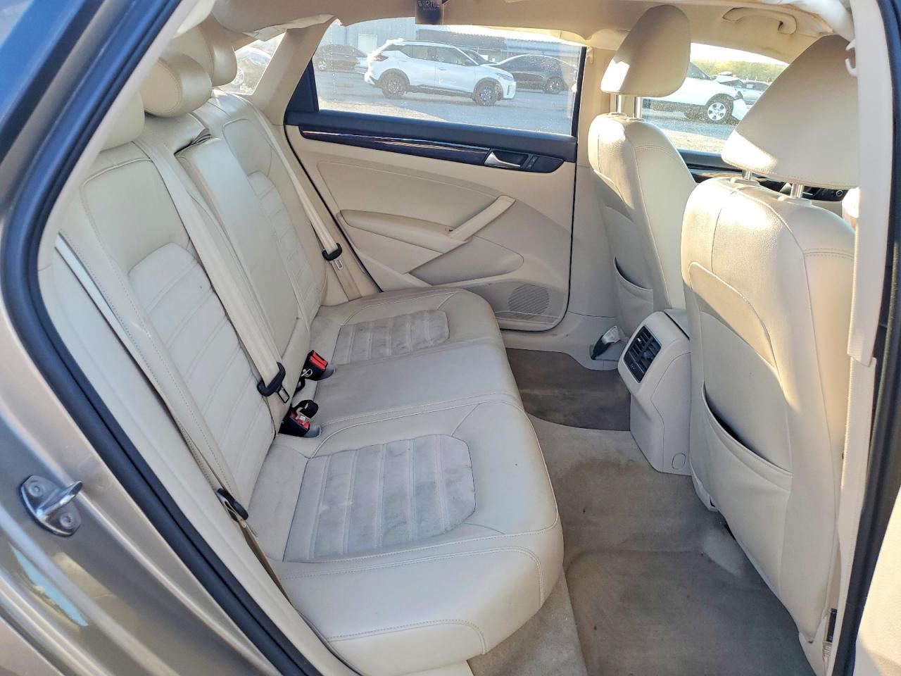 Volkswagen Passat Sel