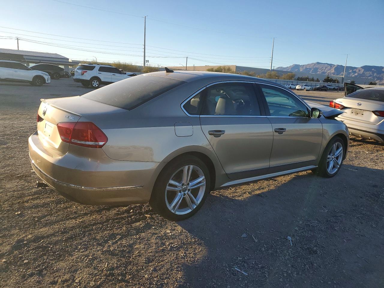 Volkswagen Passat Sel