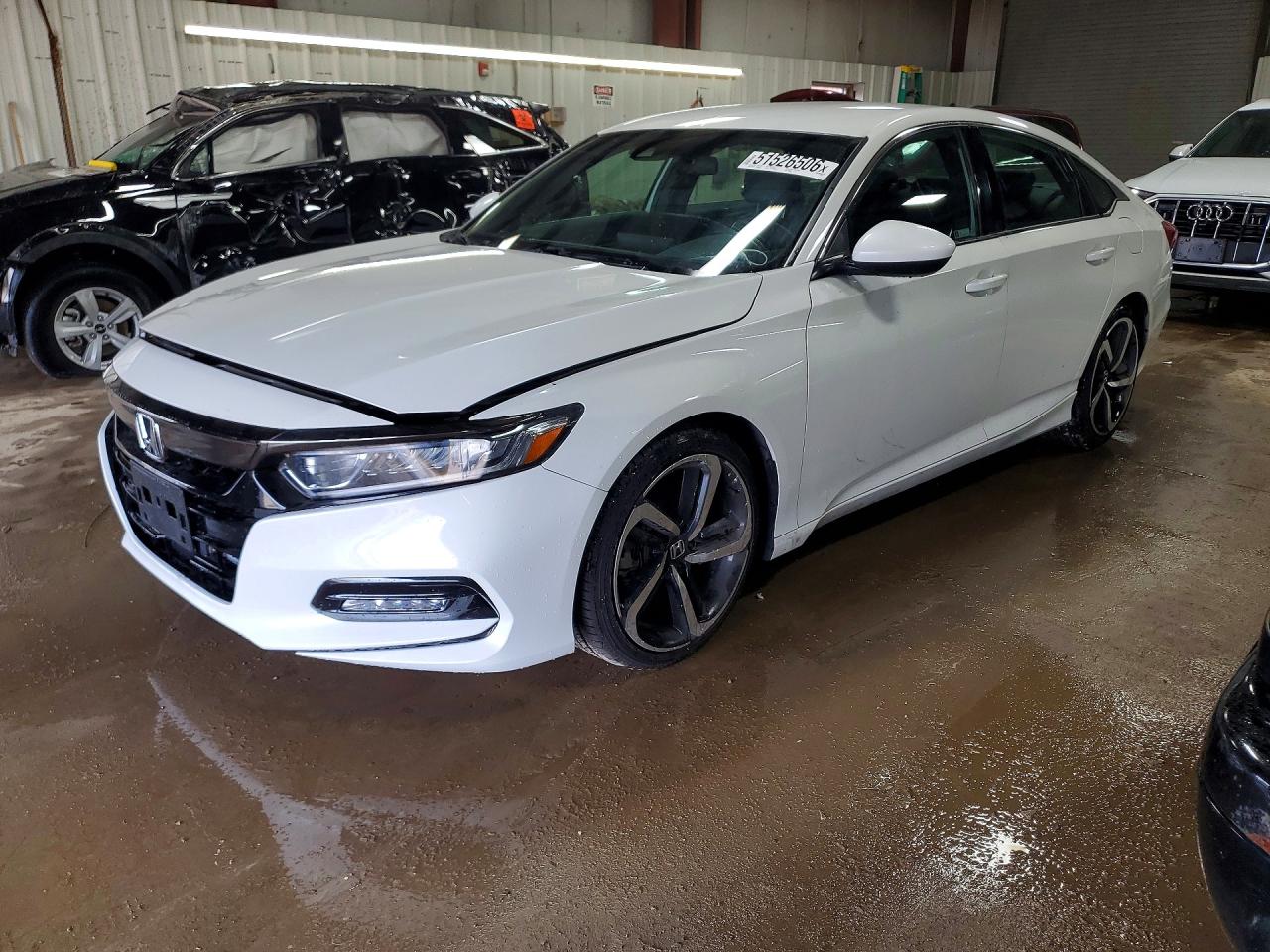 Salvage Honda Accord Image