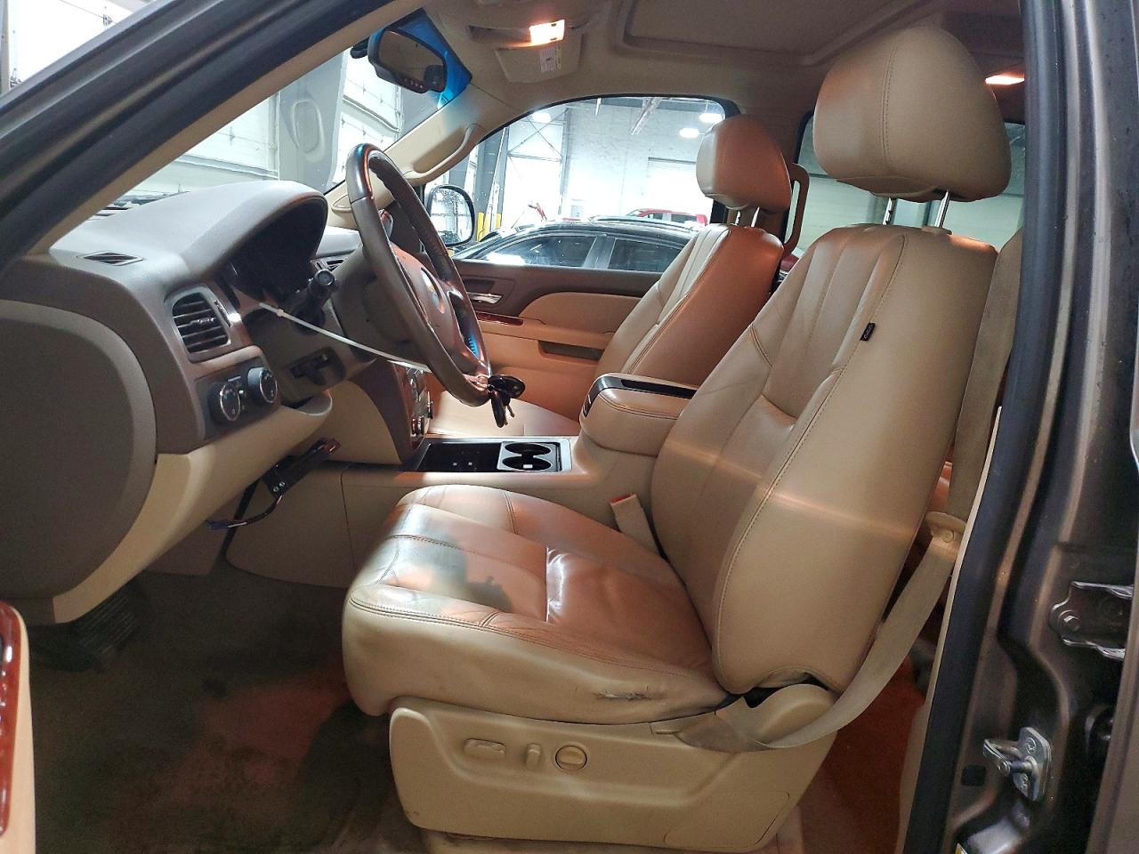 Chevrolet Suburban K1500 Lt