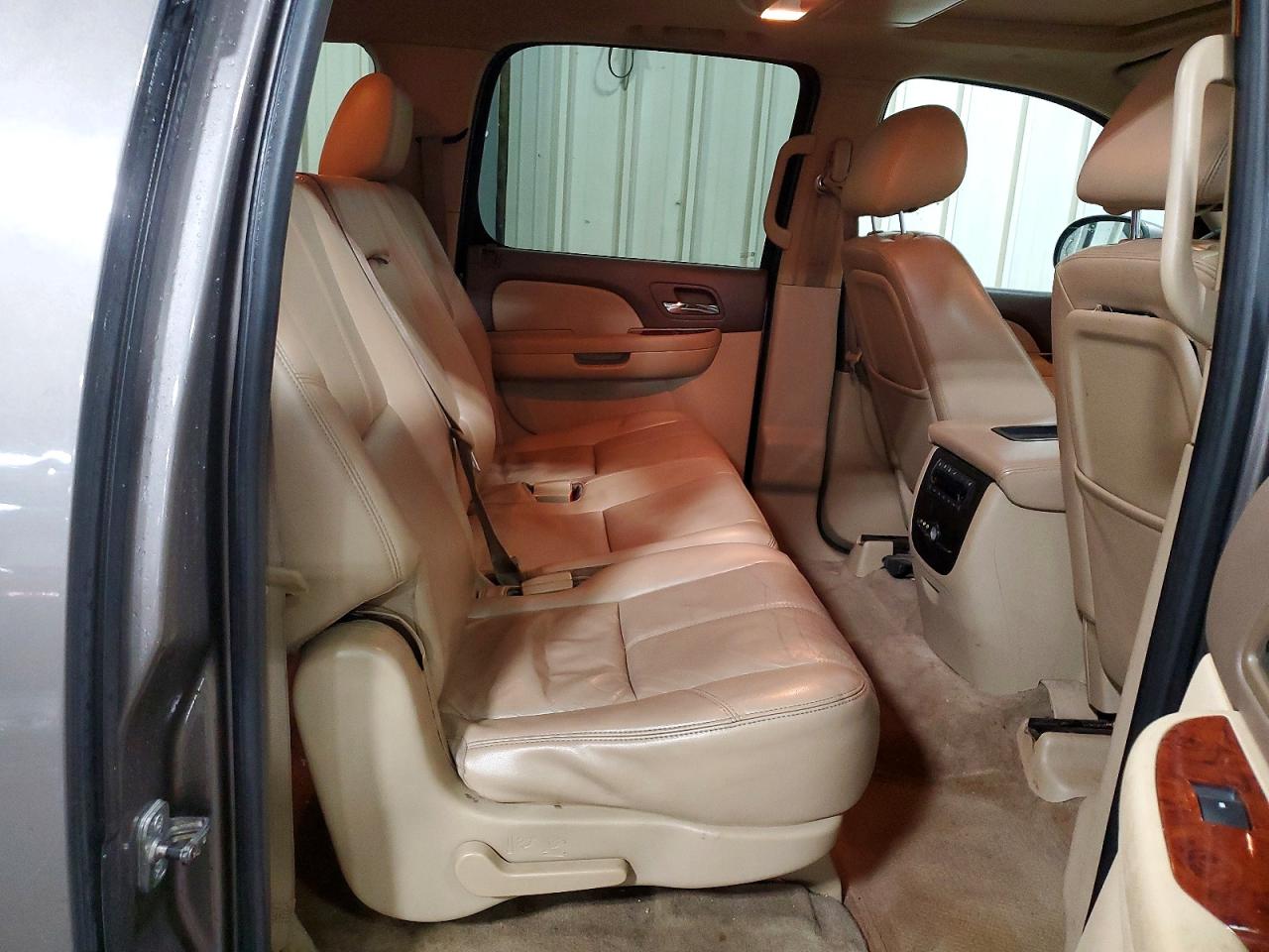 Chevrolet Suburban K1500 Lt