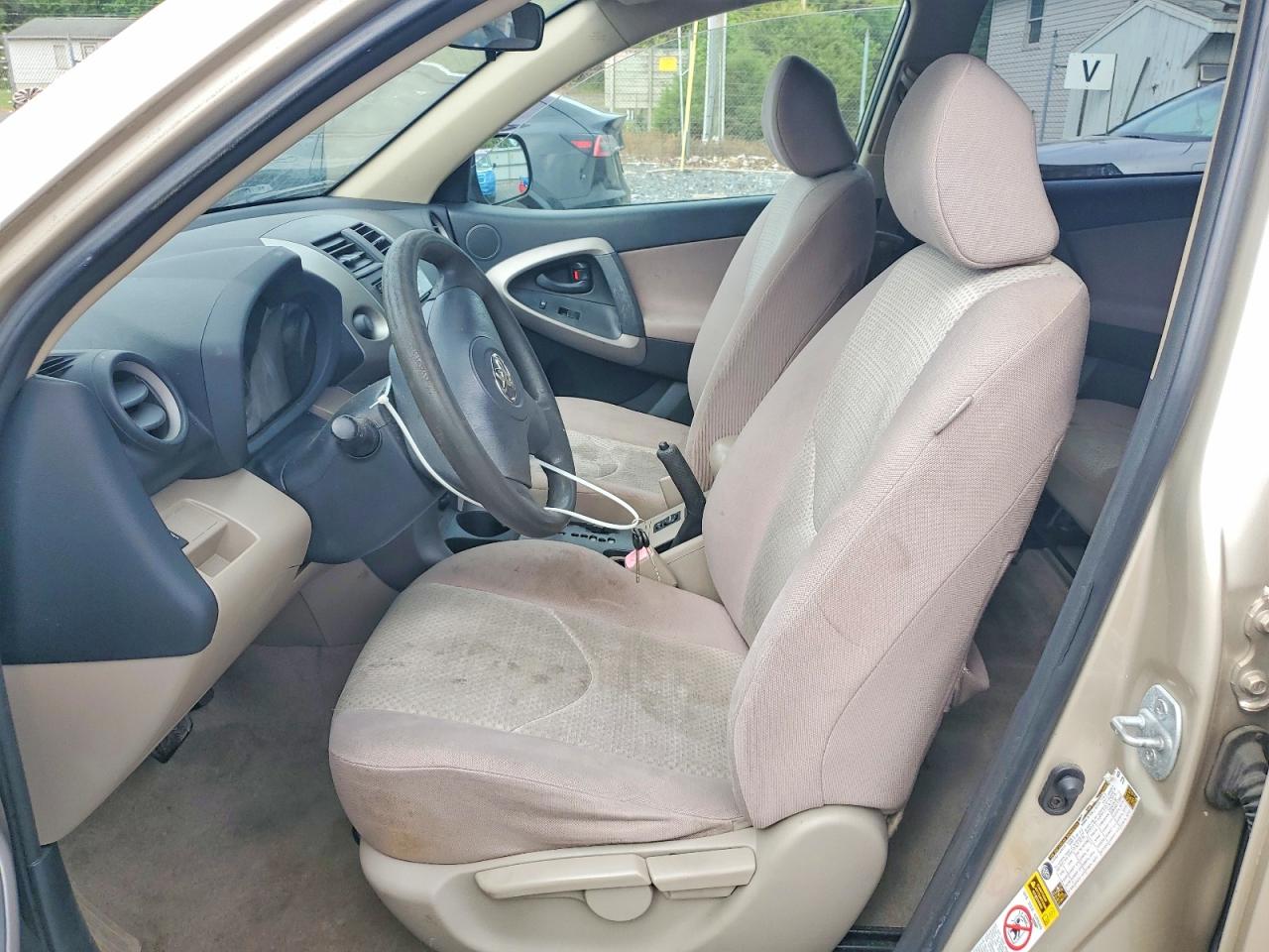Toyota RAV4 Base