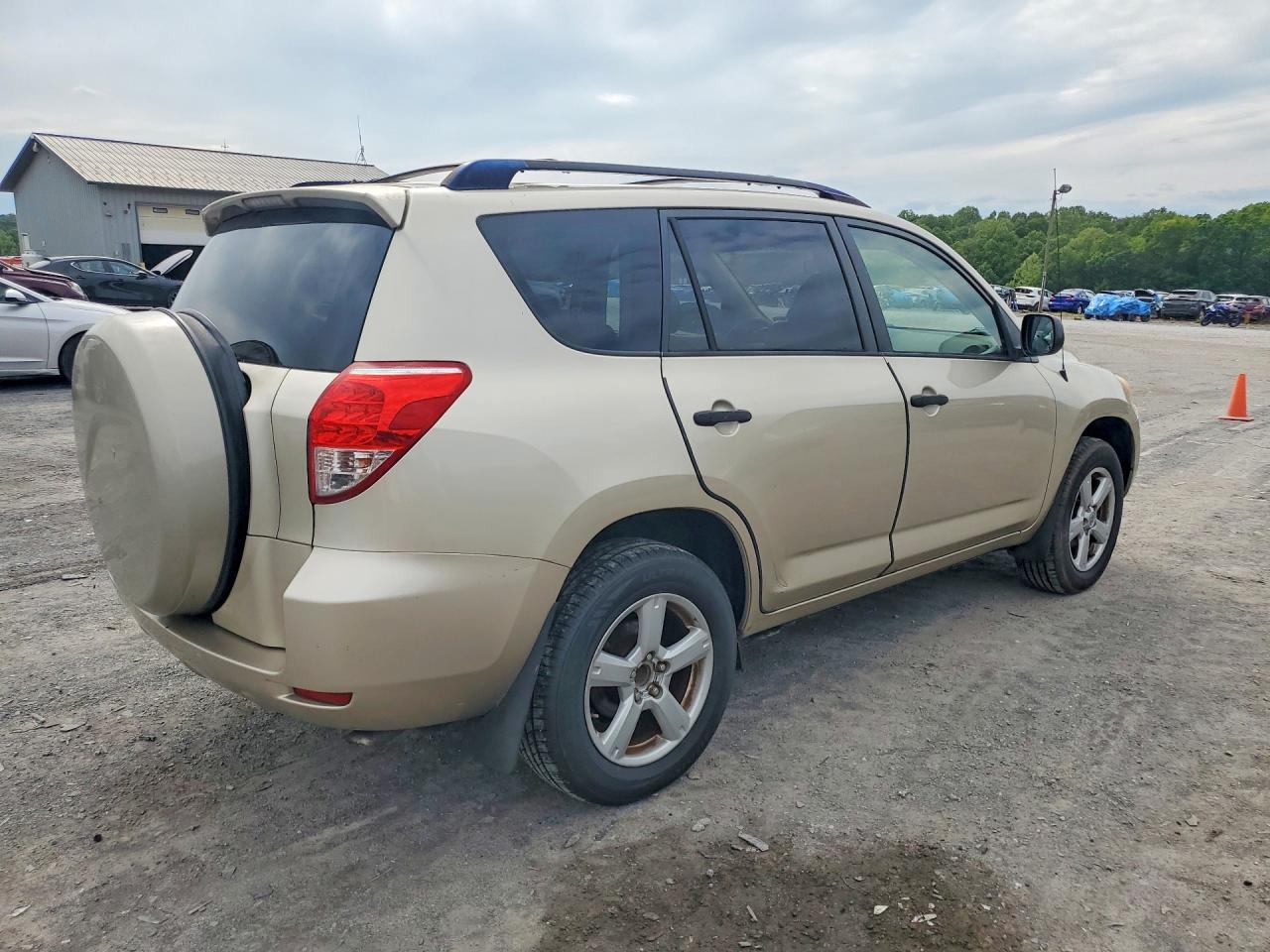 Toyota RAV4 Base
