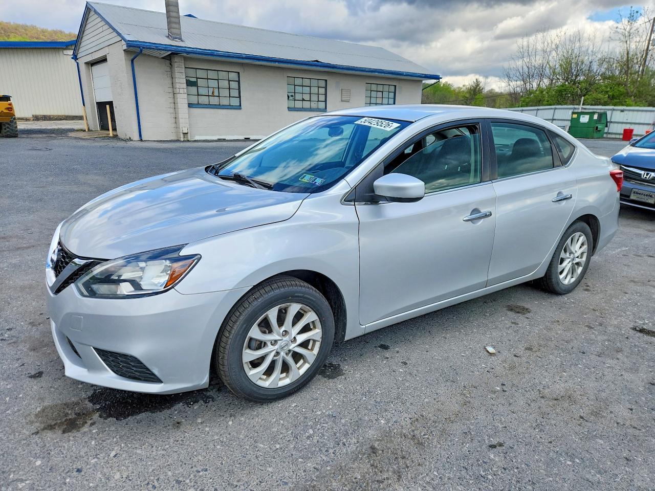 Salvage Nissan Sentra Image