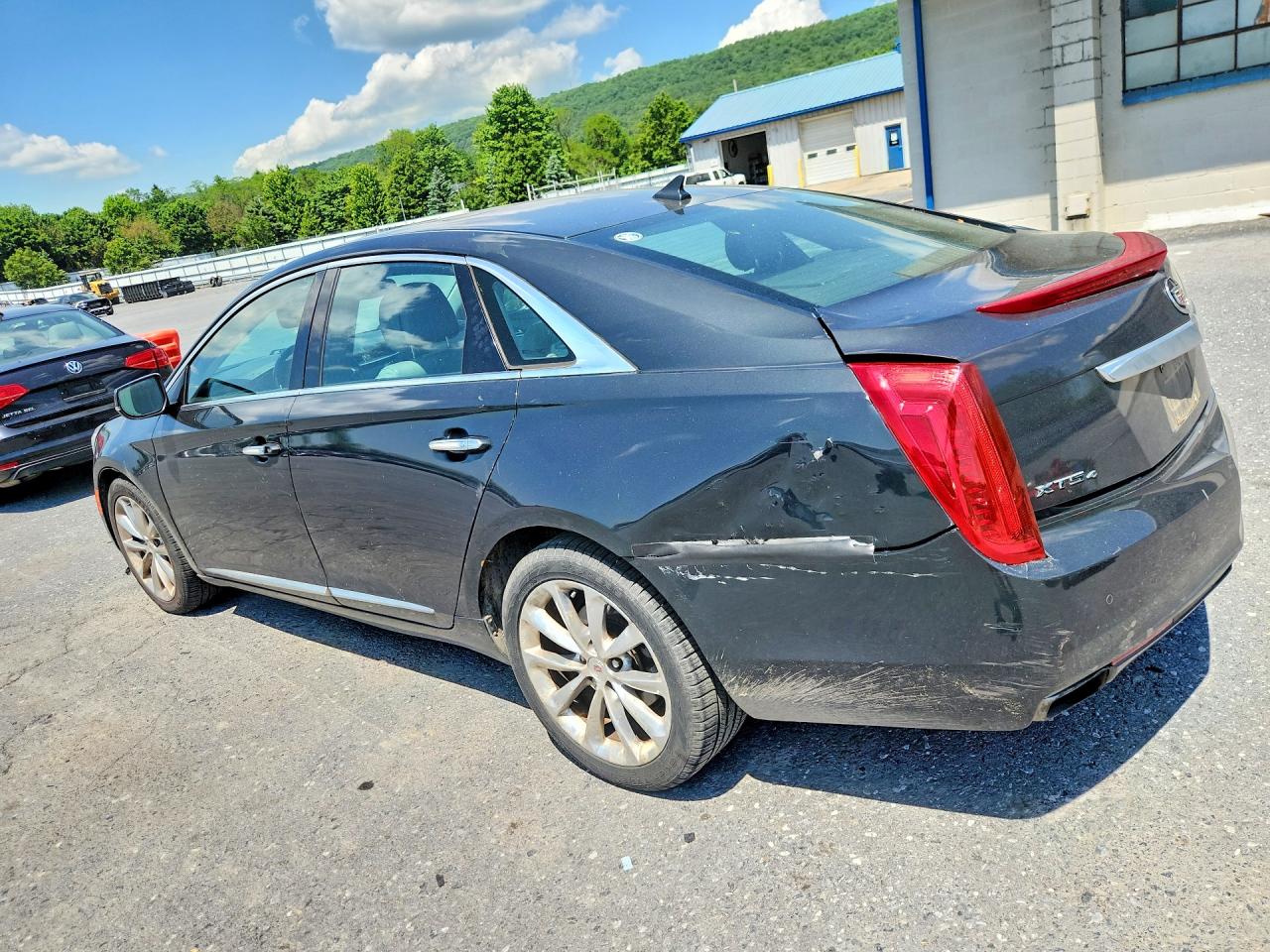 Cadillac XTS Luxury Collection