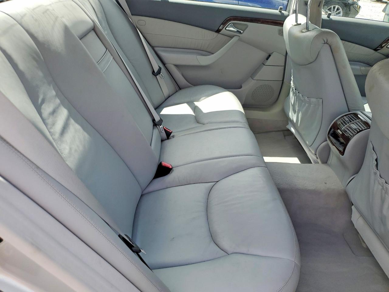 Mercedes-Benz S-Class 500