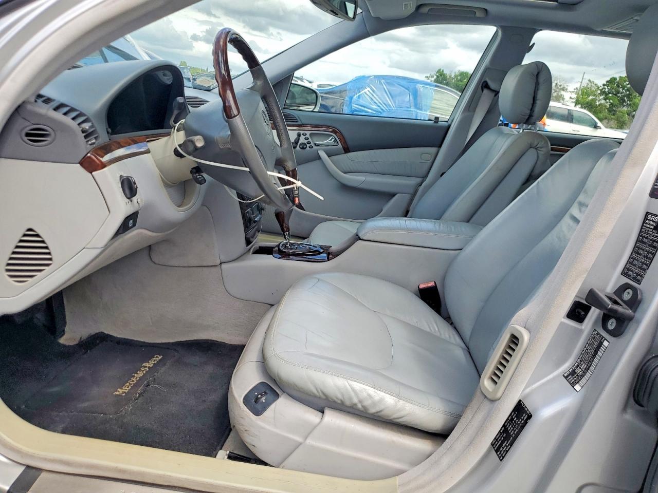 Mercedes-Benz S-Class 500