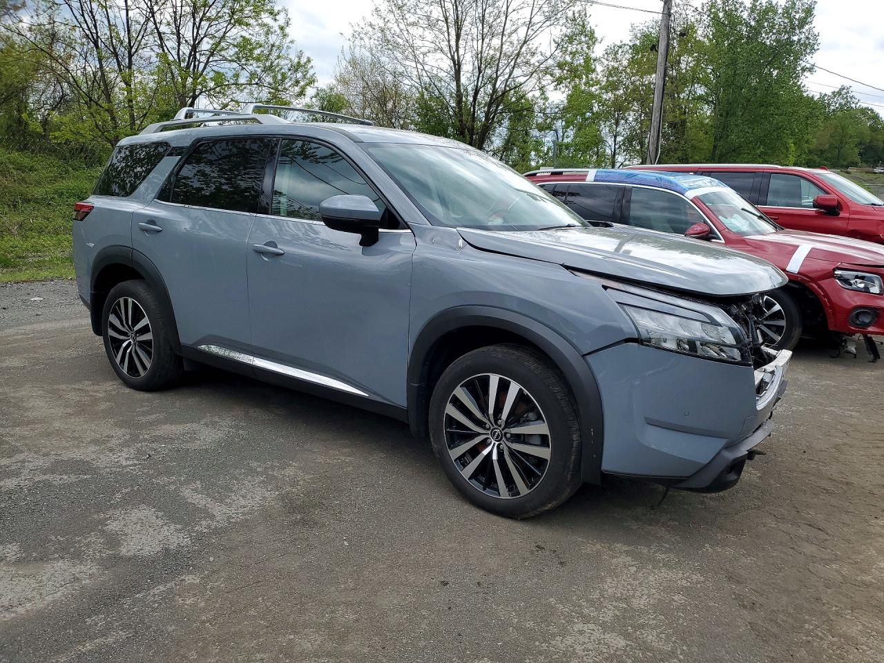 Nissan Pathfinder Platinum